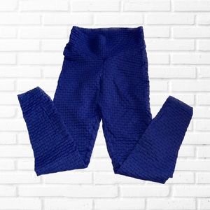 Women’s blue leggings